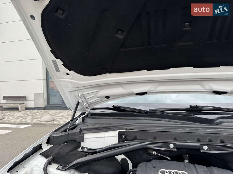 Позашляховик / Кросовер Audi Q5 2017 в Умані