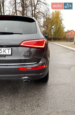 Позашляховик / Кросовер Audi Q5 2015 в 