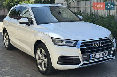 Внедорожник / Кроссовер Audi Q5 2018 в Черновцах