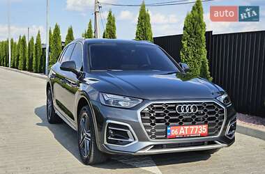 Внедорожник / Кроссовер Audi Q5 2021 в 
