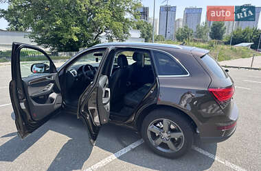 Позашляховик / Кросовер Audi Q5 2013 в 