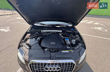 Позашляховик / Кросовер Audi Q5 2013 в 