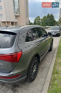 Внедорожник / Кроссовер Audi Q5 2011 в 