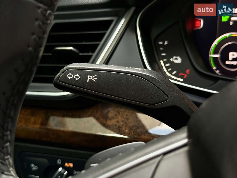 Позашляховик / Кросовер Audi Q5 2020 в Рівному