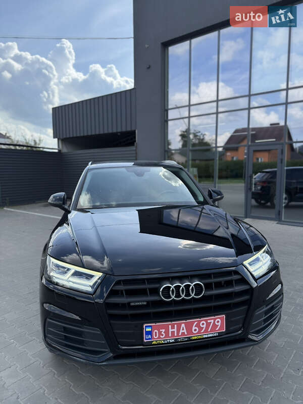 Внедорожник / Кроссовер Audi Q5 2019 в Луцке