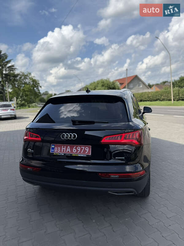 Внедорожник / Кроссовер Audi Q5 2019 в Луцке