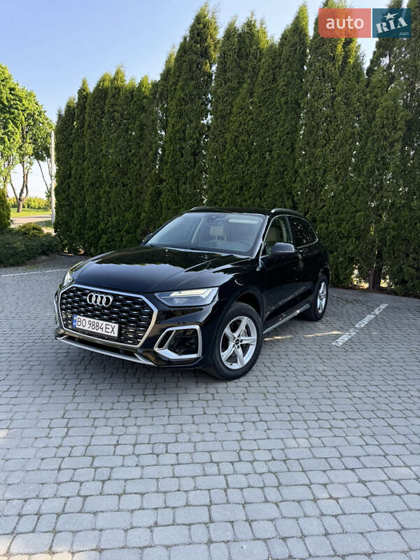 Внедорожник / Кроссовер Audi Q5 2023 в 