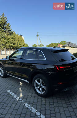 Внедорожник / Кроссовер Audi Q5 2023 в 