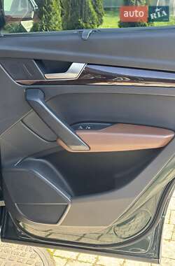 Внедорожник / Кроссовер Audi Q5 2019 в 