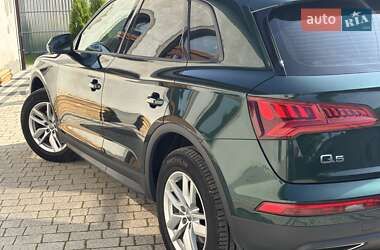 Внедорожник / Кроссовер Audi Q5 2019 в 