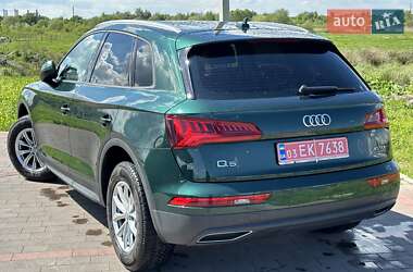 Внедорожник / Кроссовер Audi Q5 2019 в 