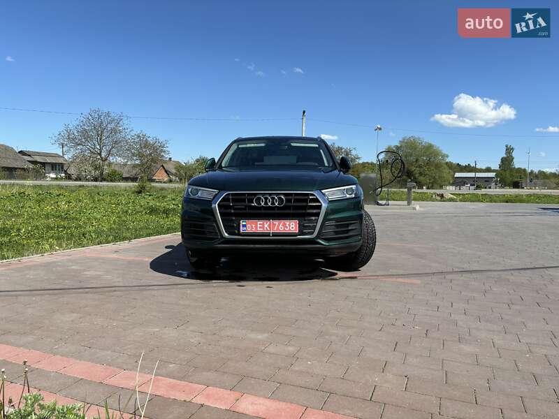 Внедорожник / Кроссовер Audi Q5 2019 в Львове