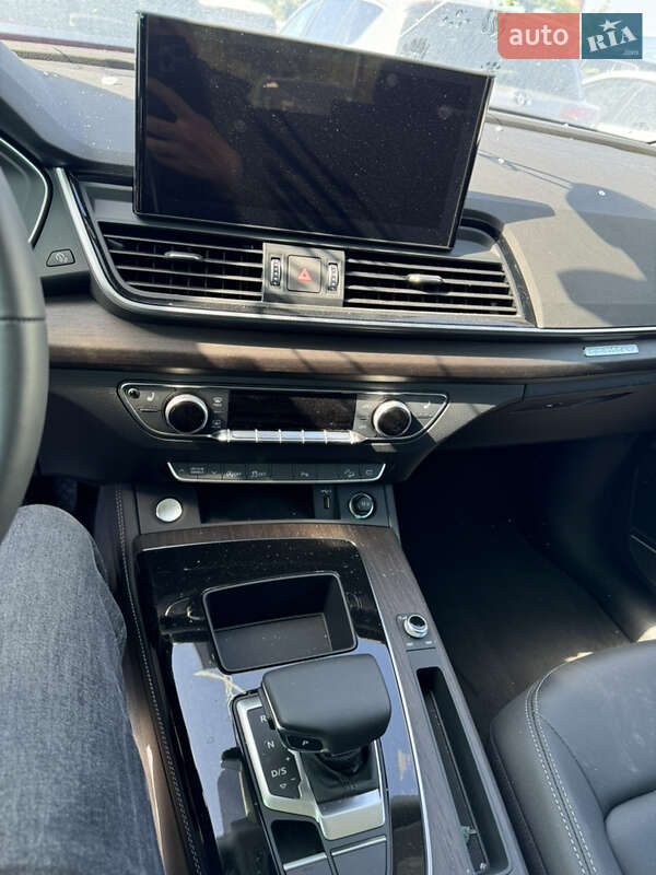 Позашляховик / Кросовер Audi Q5 2024 в Мукачевому