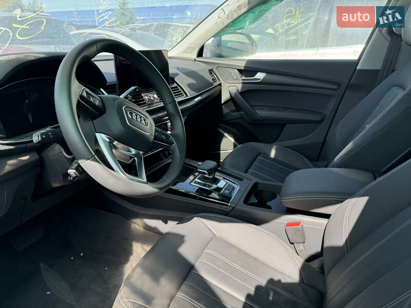 Позашляховик / Кросовер Audi Q5 2024 в Мукачевому