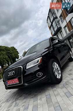 Внедорожник / Кроссовер Audi Q5 2015 в 