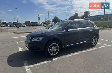 Внедорожник / Кроссовер Audi Q5 2016 в 