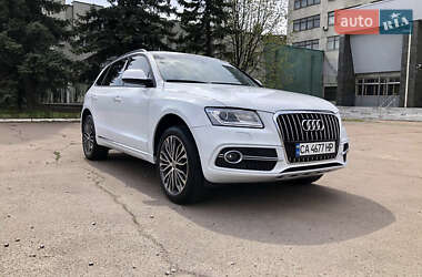 Позашляховик / Кросовер Audi Q5 2016 в 