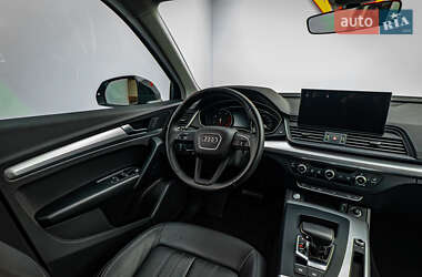 Внедорожник / Кроссовер Audi Q5 2021 в 
