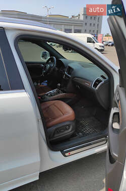 Внедорожник / Кроссовер Audi Q5 2011 в 
