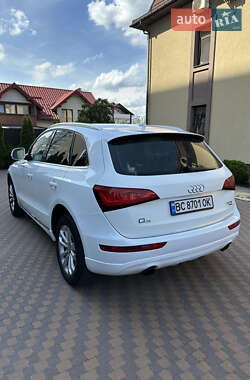 Позашляховик / Кросовер Audi Q5 2012 в 