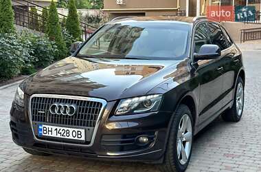 Внедорожник / Кроссовер Audi Q5 2012 в 