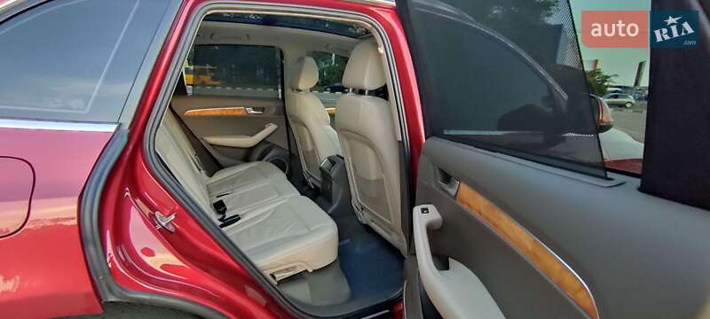 Внедорожник / Кроссовер Audi Q5 2009 в Одессе