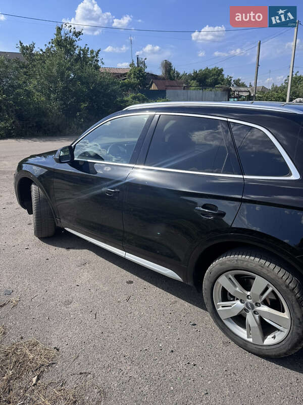 Внедорожник / Кроссовер Audi Q5 2017 в Черкассах