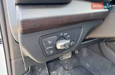 Позашляховик / Кросовер Audi Q5 2023 в 