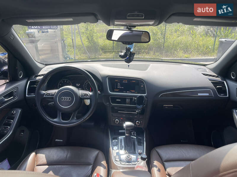 Внедорожник / Кроссовер Audi Q5 2015 в Днепре