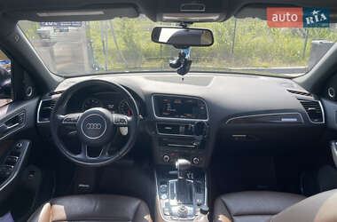 Внедорожник / Кроссовер Audi Q5 2015 в 
