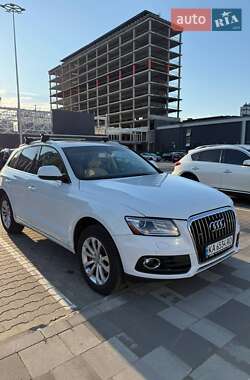 Внедорожник / Кроссовер Audi Q5 2015 в 