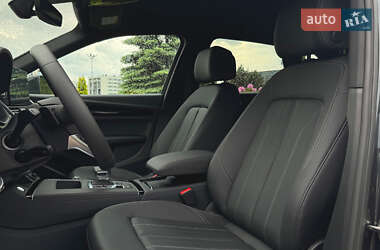 Позашляховик / Кросовер Audi Q5 2024 в 