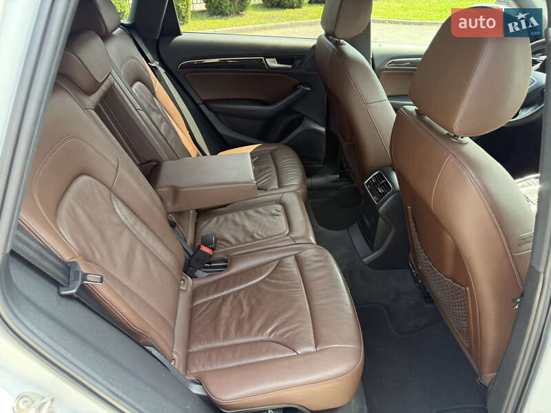 Позашляховик / Кросовер Audi Q5 2014 в Львові