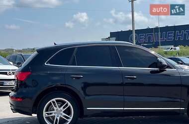Внедорожник / Кроссовер Audi Q5 2016 в 
