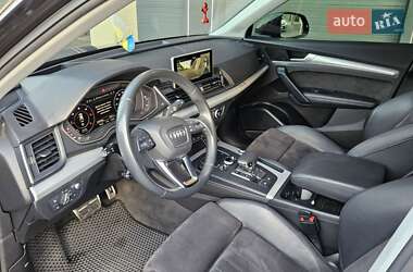 Внедорожник / Кроссовер Audi Q5 2019 в 