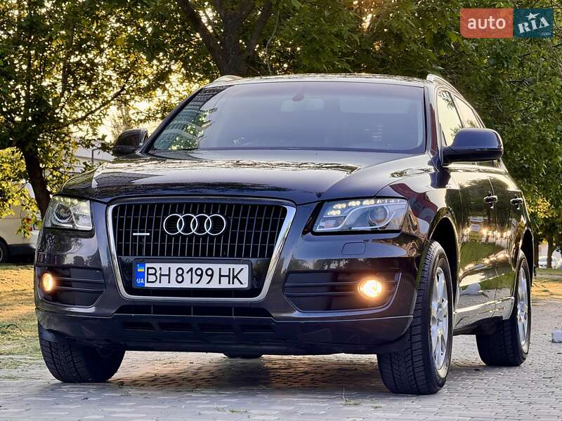 Внедорожник / Кроссовер Audi Q5 2009 в Одессе