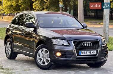 Внедорожник / Кроссовер Audi Q5 2009 в 