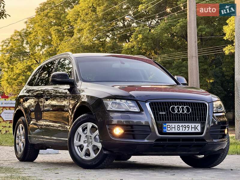 Внедорожник / Кроссовер Audi Q5 2009 в Одессе