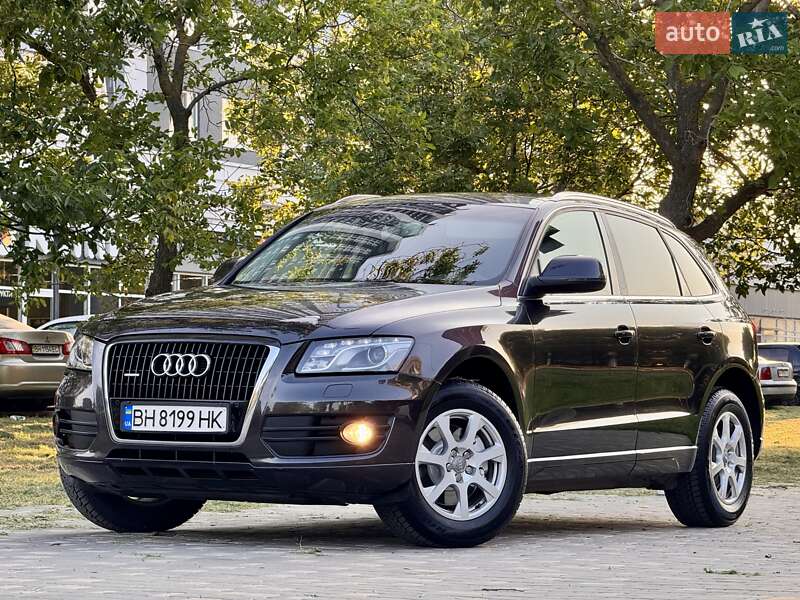 Внедорожник / Кроссовер Audi Q5 2009 в Одессе