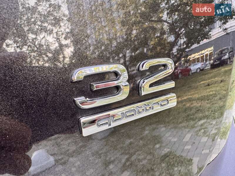 Внедорожник / Кроссовер Audi Q5 2009 в Одессе