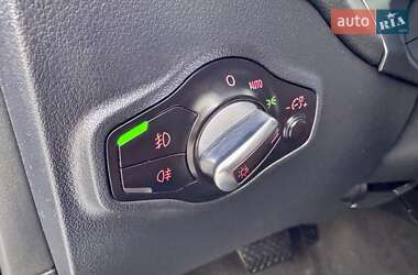 Внедорожник / Кроссовер Audi Q5 2009 в 