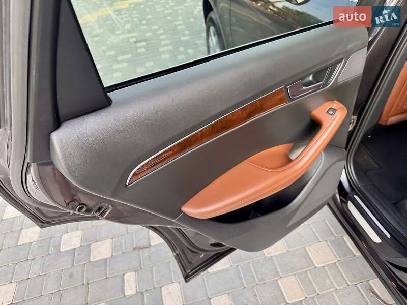 Внедорожник / Кроссовер Audi Q5 2009 в Одессе