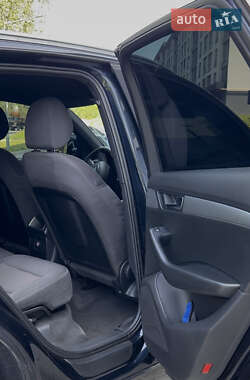 Внедорожник / Кроссовер Audi Q5 2009 в 