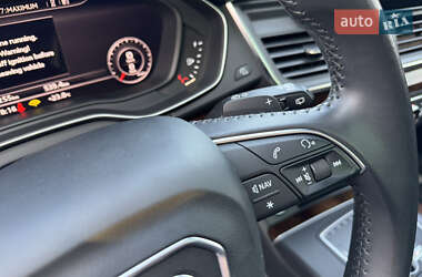 Внедорожник / Кроссовер Audi Q5 2017 в 