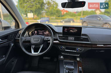 Внедорожник / Кроссовер Audi Q5 2017 в 