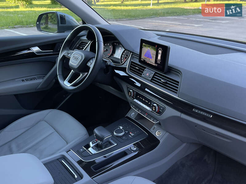 Внедорожник / Кроссовер Audi Q5 2020 в Ровно фото 25 Внедорожник / Кроссовер Audi Q5 2020 в Ровно