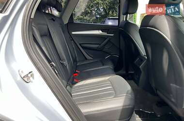 Внедорожник / Кроссовер Audi Q5 2017 в 
