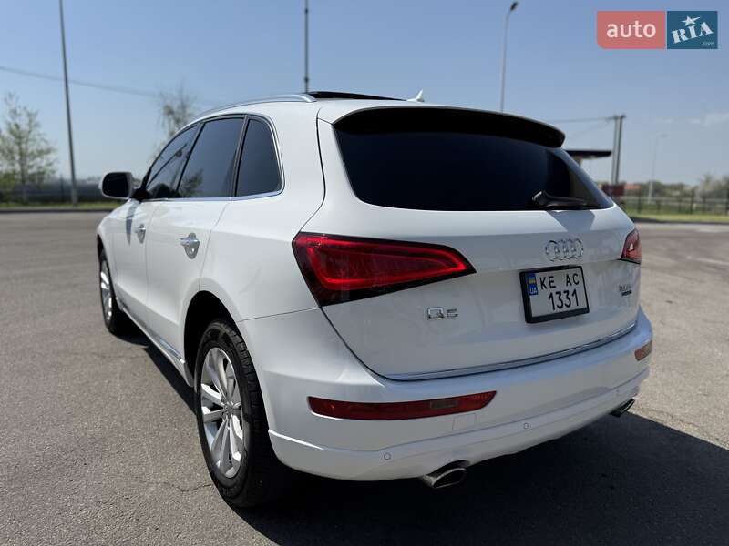Внедорожник / Кроссовер Audi Q5 2015 в Днепре