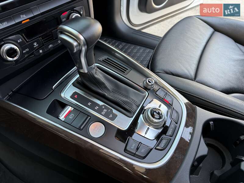 Внедорожник / Кроссовер Audi Q5 2015 в Днепре
