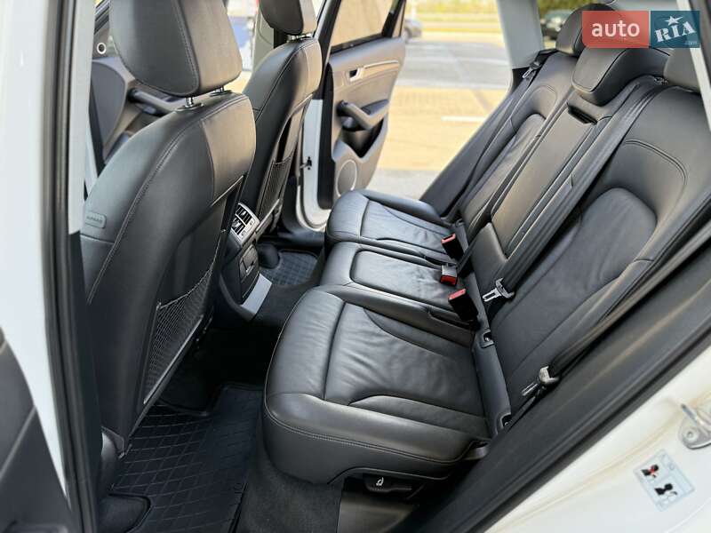 Внедорожник / Кроссовер Audi Q5 2015 в Днепре